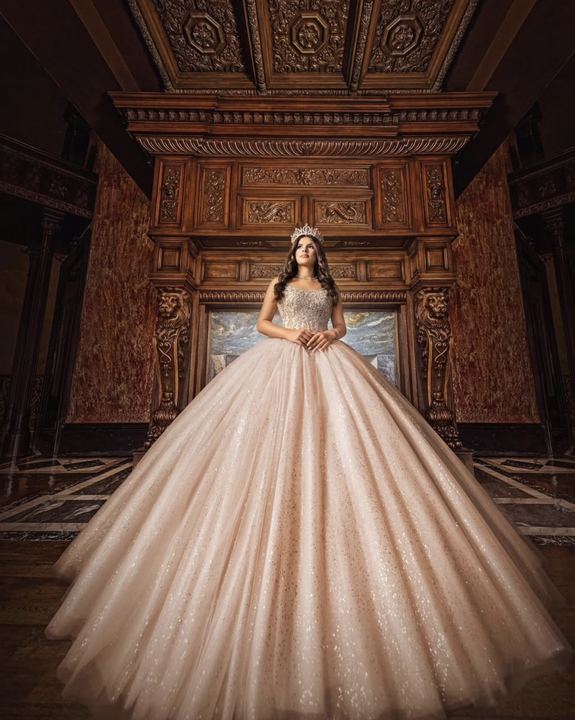 Quincea&ntilde;era photoshoot &mdash; champagne ball gown carved wood hall at The Cruz Building, Miami Visions Photography
