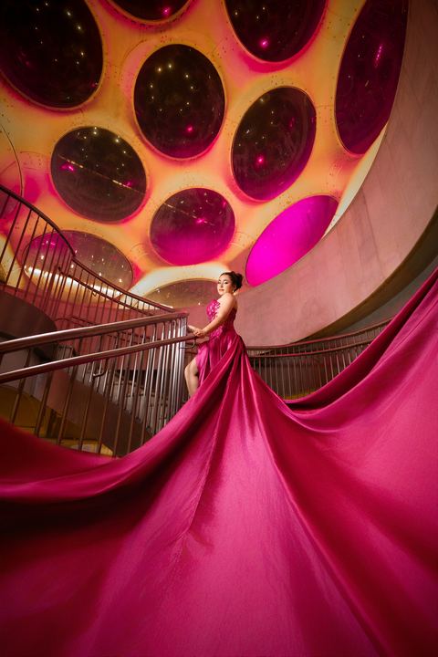 Quincea&ntilde;era photoshoot &mdash; magenta flying train dome stairs at Miami Design District, Miami Visions Photography