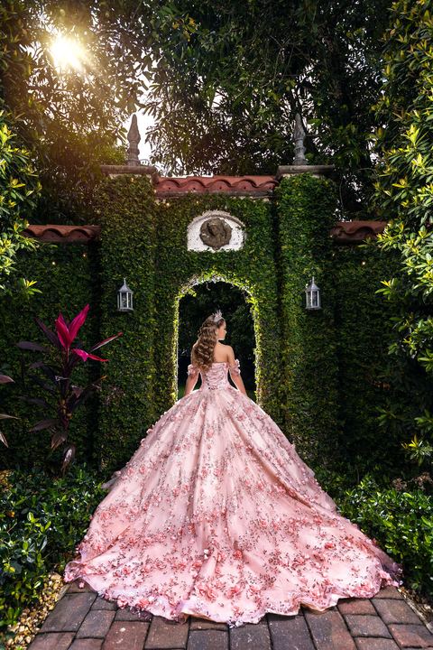 Quincea&ntilde;era photoshoot &mdash; pink floral gown ivy gate at Villa Toscana Miami, Miami Visions Photography