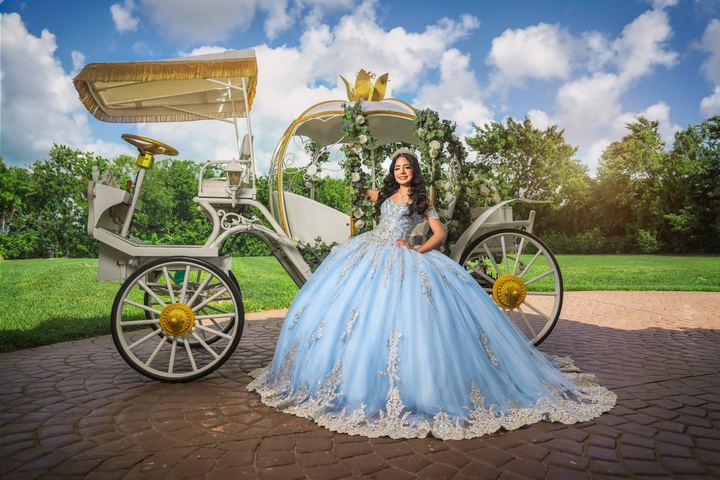 Quincea&ntilde;era photoshoot &mdash; blue gown white carriage at Villa Toscana Miami, Miami Visions Photography