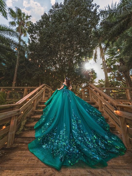 Quincea&ntilde;era photoshoot &mdash; teal gown boardwalk stairs at Villa Turqueza, Miami Visions Photography
